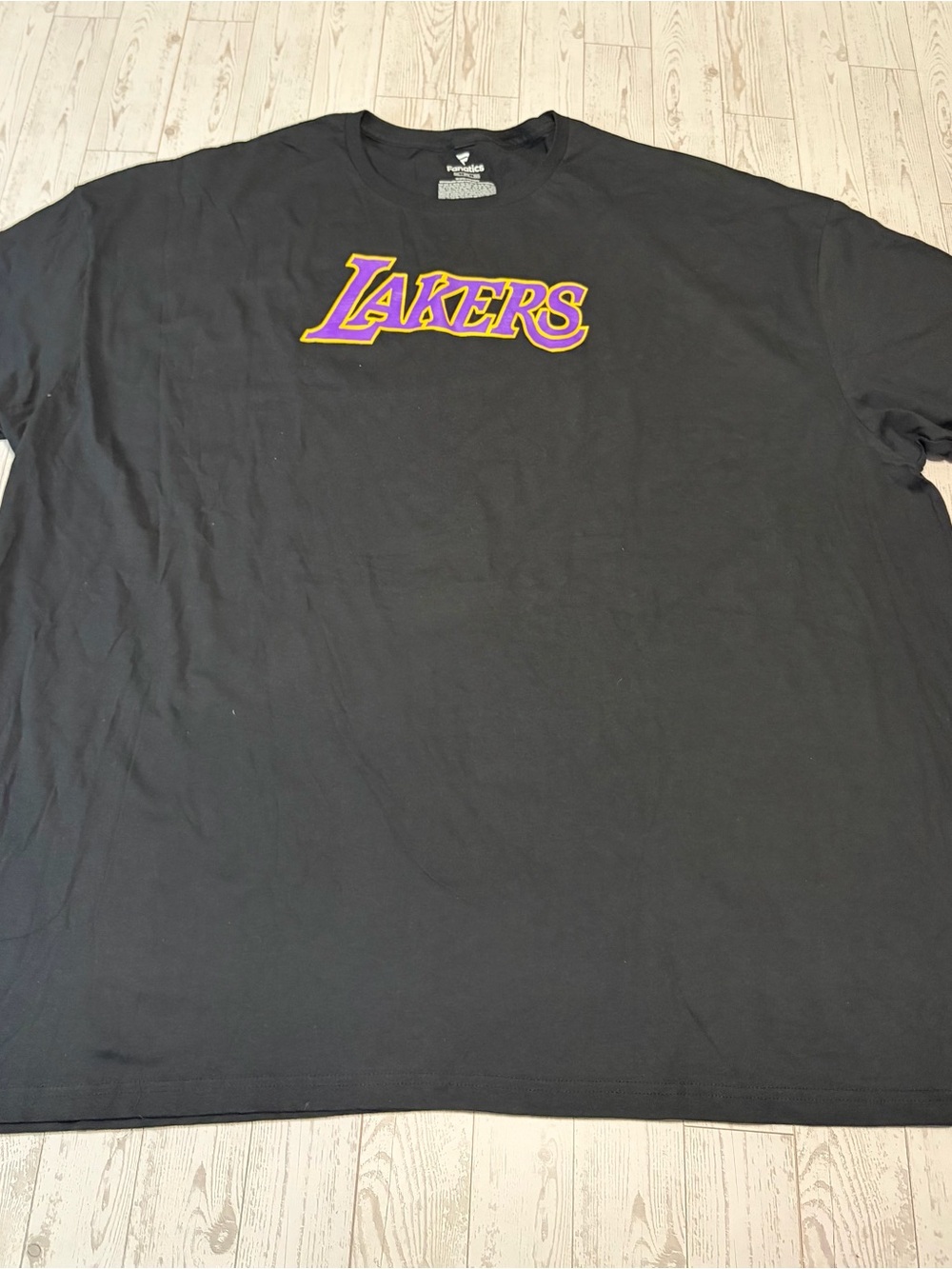 5XL Fanatics Black Lakers Logo Short Sleeve Tee (NEW WITHOUT TAGS)